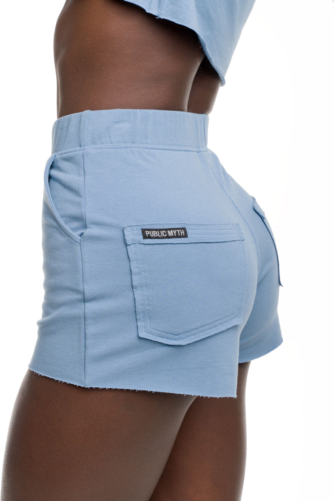 women's cargo short with pockets