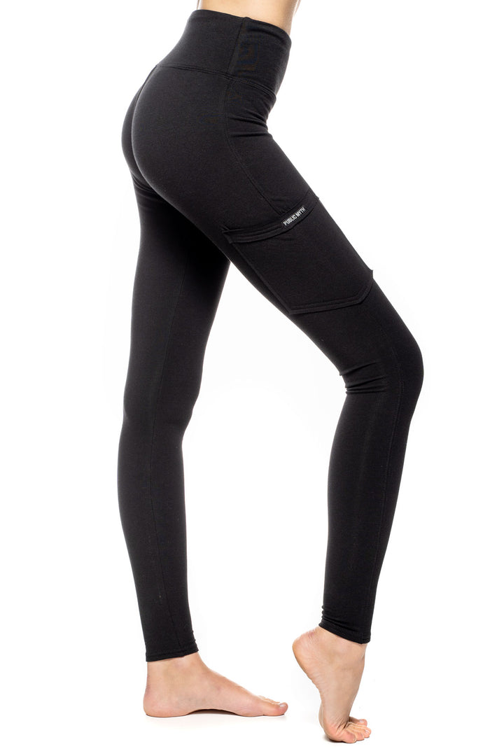 black leggings with a pocket