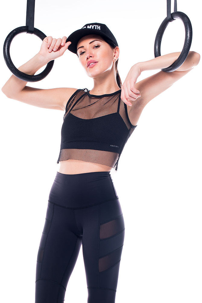 Black mesh crop top workout outfit